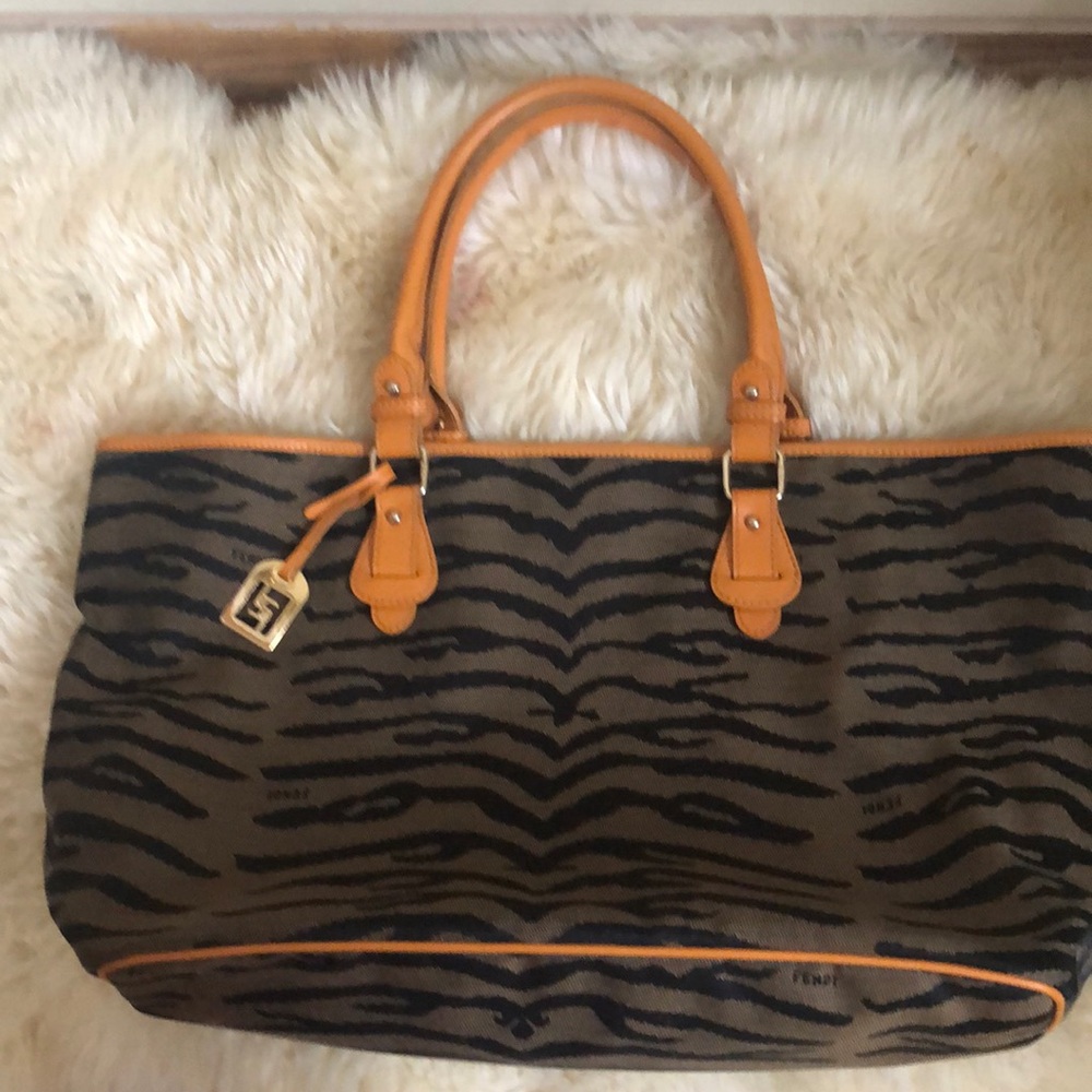 FENDI TOTE